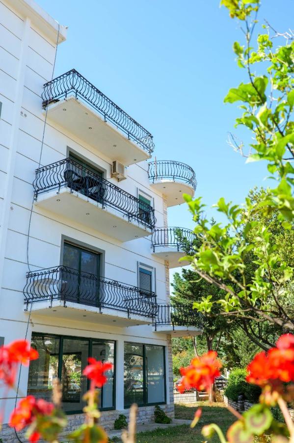 Sea La Vie Apartments Ксамил Экстерьер фото