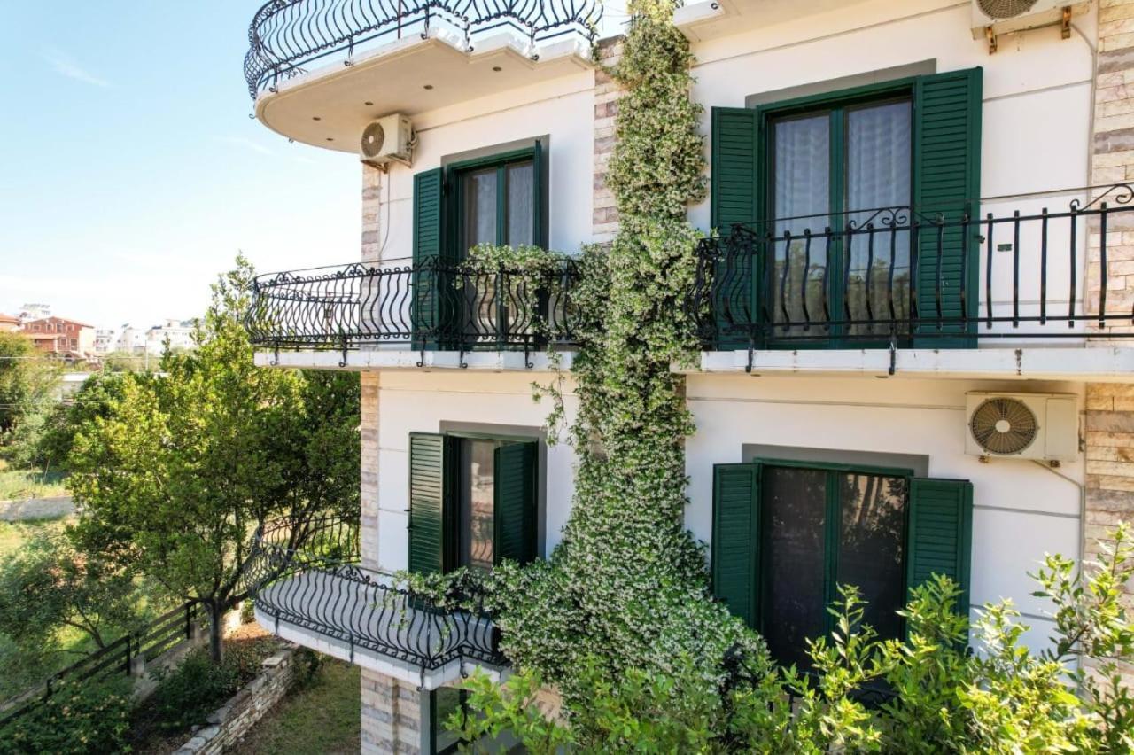Sea La Vie Apartments Ксамил Экстерьер фото